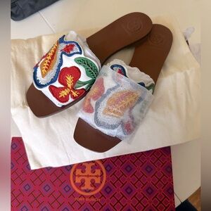 NEW TORY BURCH BIANCA SLIDE CALF LEATHER SIZE 6,5